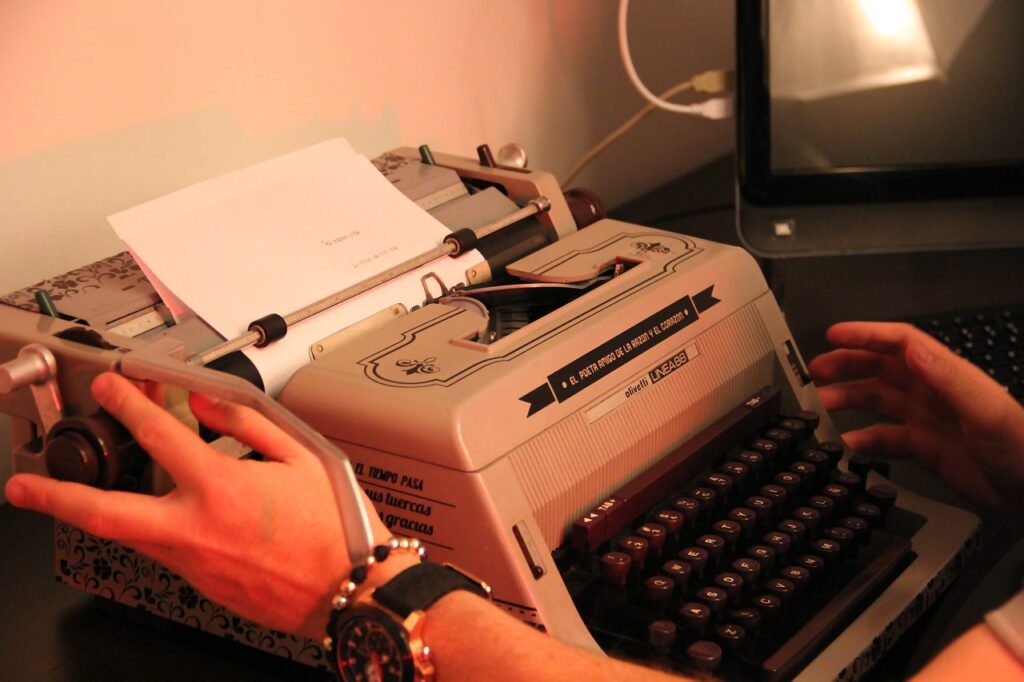 writer, typewriter, hands-5445966.jpg